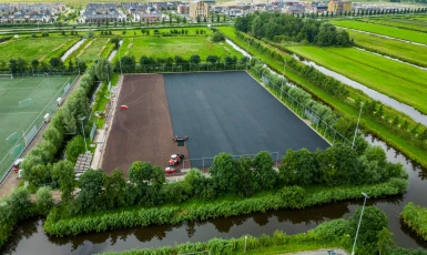 Kunstgrasveld SV Donk luchtfoto