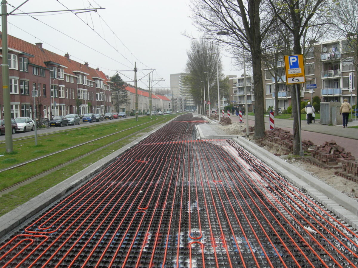 Asfaltcollectoren in aanleg